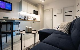 Work&Rest Apartment by Fengshui4u, cowroking, siłownia, nowy budynek, dostęp na kod